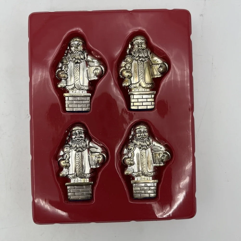 12 Silverplate Table Place Card Holders Santa Wallace Silversmith Christmas 3‎